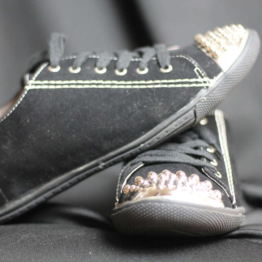 Black Velvet Flats